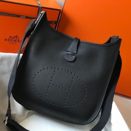 Hermes Evelyne III 29 Bag in Black Clemence Leather
