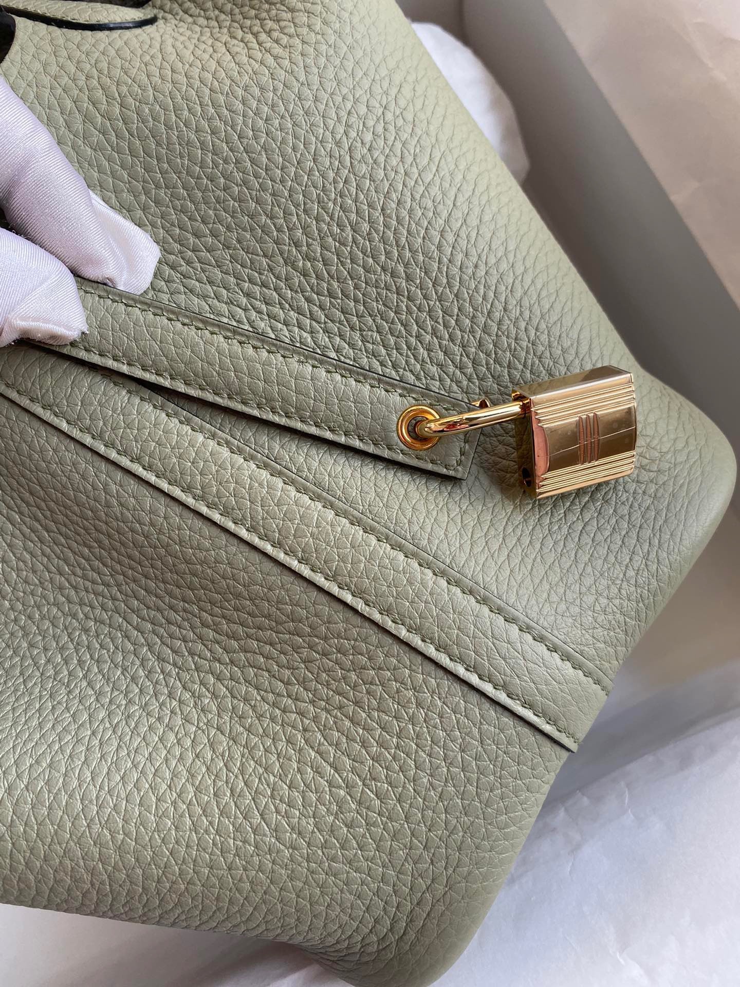Replica Hermes Picotin Lock 18 Handmade Bag in Sauge Clemence Leather