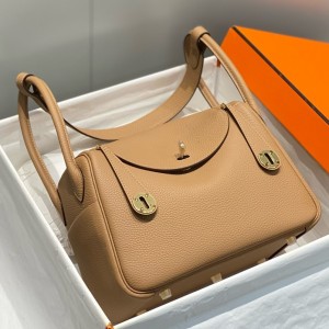 Hermes Lindy 26cm Bag in Chai Clemence Leather with GHW