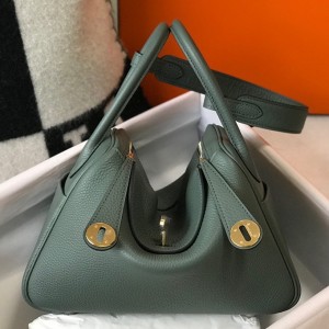 Hermes Lindy 30cm Bag in Vert Amande Clemence Leather with GHW