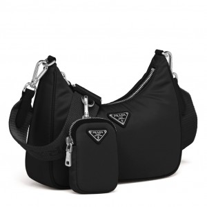Prada Re-Edition 2005 Shoulder Bag in Black Re-Nylon