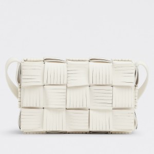 Bottega Veneta Cassette Fringed Bag In White Lambskin