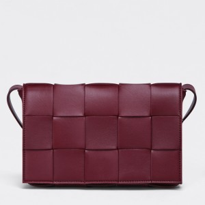 Bottega Veneta Cassette Bag In Bordeaux Intreccio Lambskin