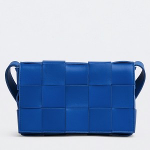 Bottega Veneta Cassette Bag In Blue Intreccio Lambskin