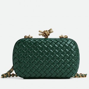 Bottega Veneta Knot Clutch with Chain in Green Intrecciato Lambskin