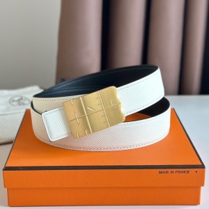 Hermes Typo Reversible Belt 32MM in White Epsom Calfskin