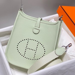 Hermes Mini Evelyne 16 Amazone Bag in Vert Fizz Clemence Leather