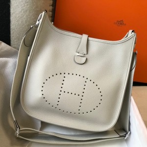 Hermes Evelyne III 29 Bag in Pearl Grey Clemence Leather