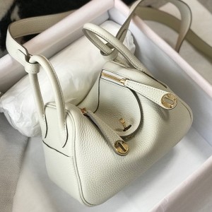 Hermes Lindy Mini Bag in Craie Clemence Leather with GHW