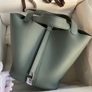 Hermes Picotin Lock 22 Handmade Bag in Vert Amande Clemence Leather